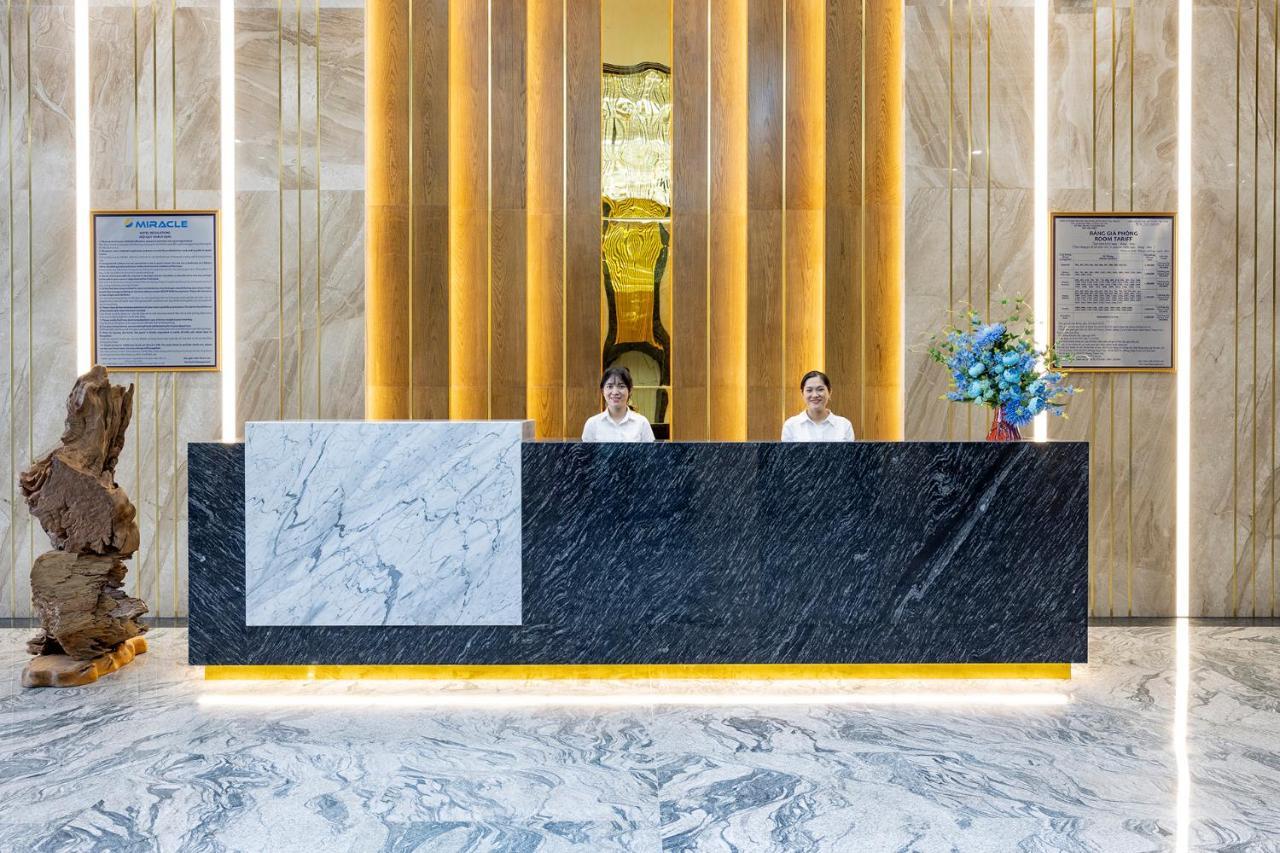 Miracle Luxury Nha Trang Hotel Exterior foto