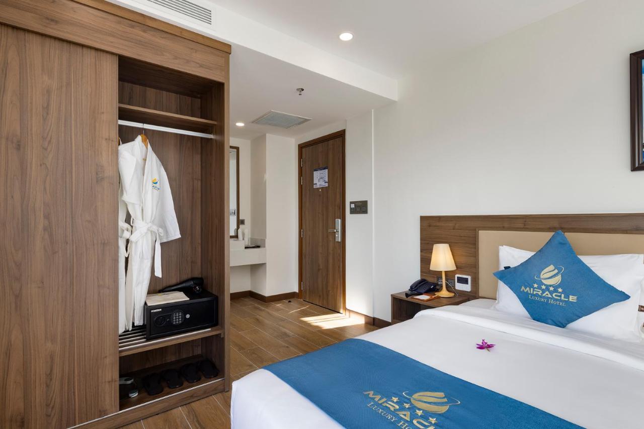 Miracle Luxury Nha Trang Hotel Exterior foto