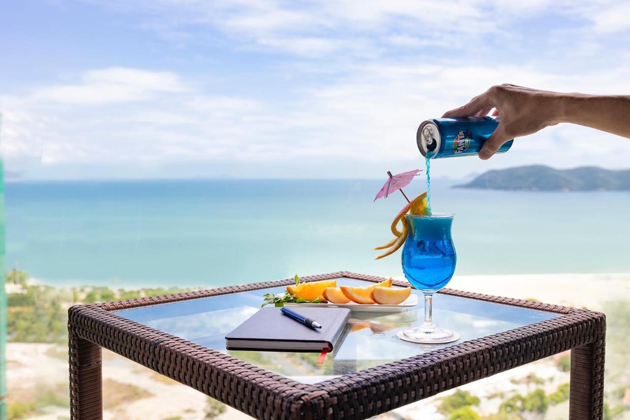 Miracle Luxury Nha Trang Hotel Exterior foto