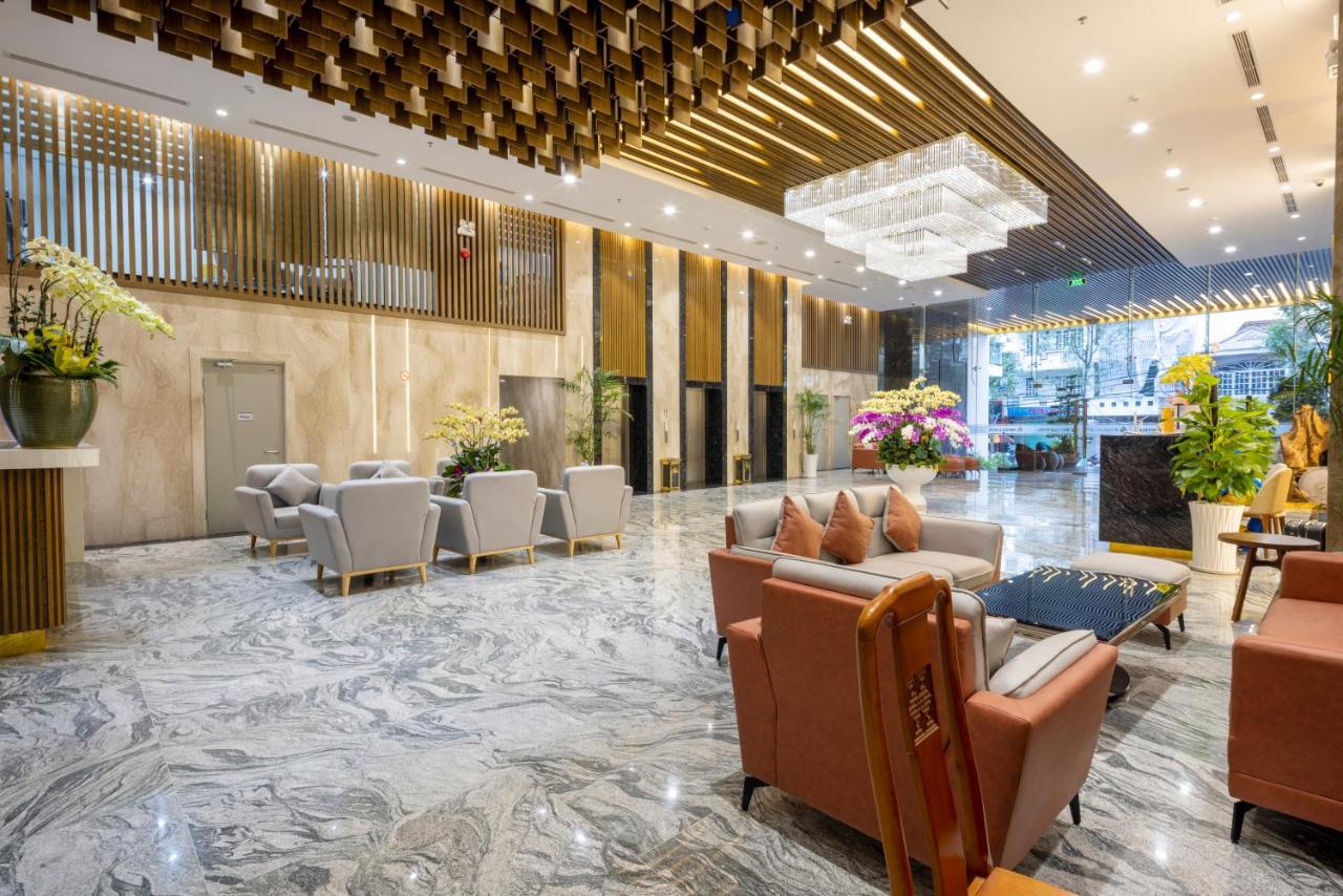 Miracle Luxury Nha Trang Hotel Exterior foto