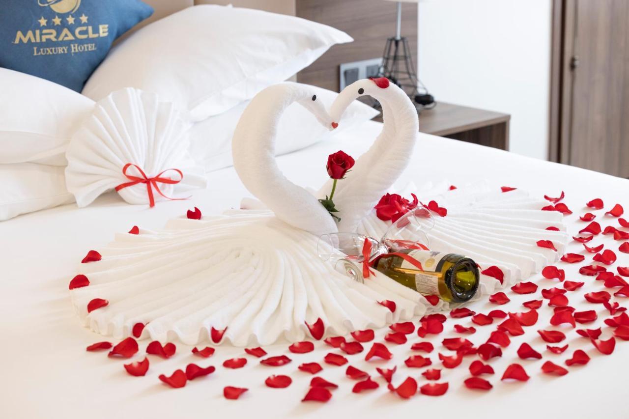 Miracle Luxury Nha Trang Hotel Exterior foto