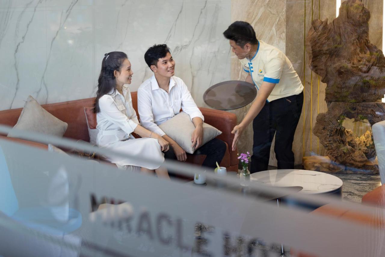 Miracle Luxury Nha Trang Hotel Exterior foto