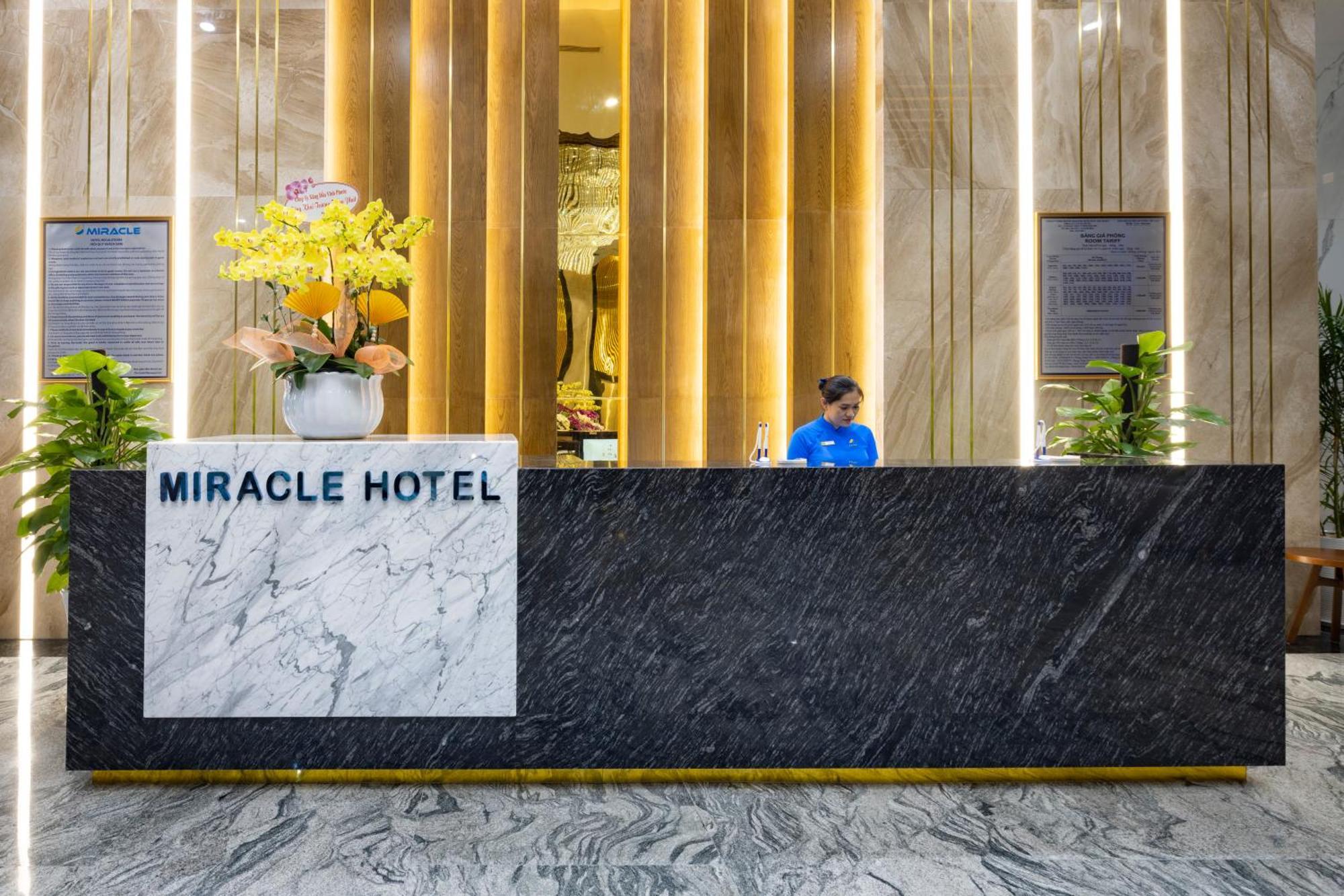 Miracle Luxury Nha Trang Hotel Exterior foto