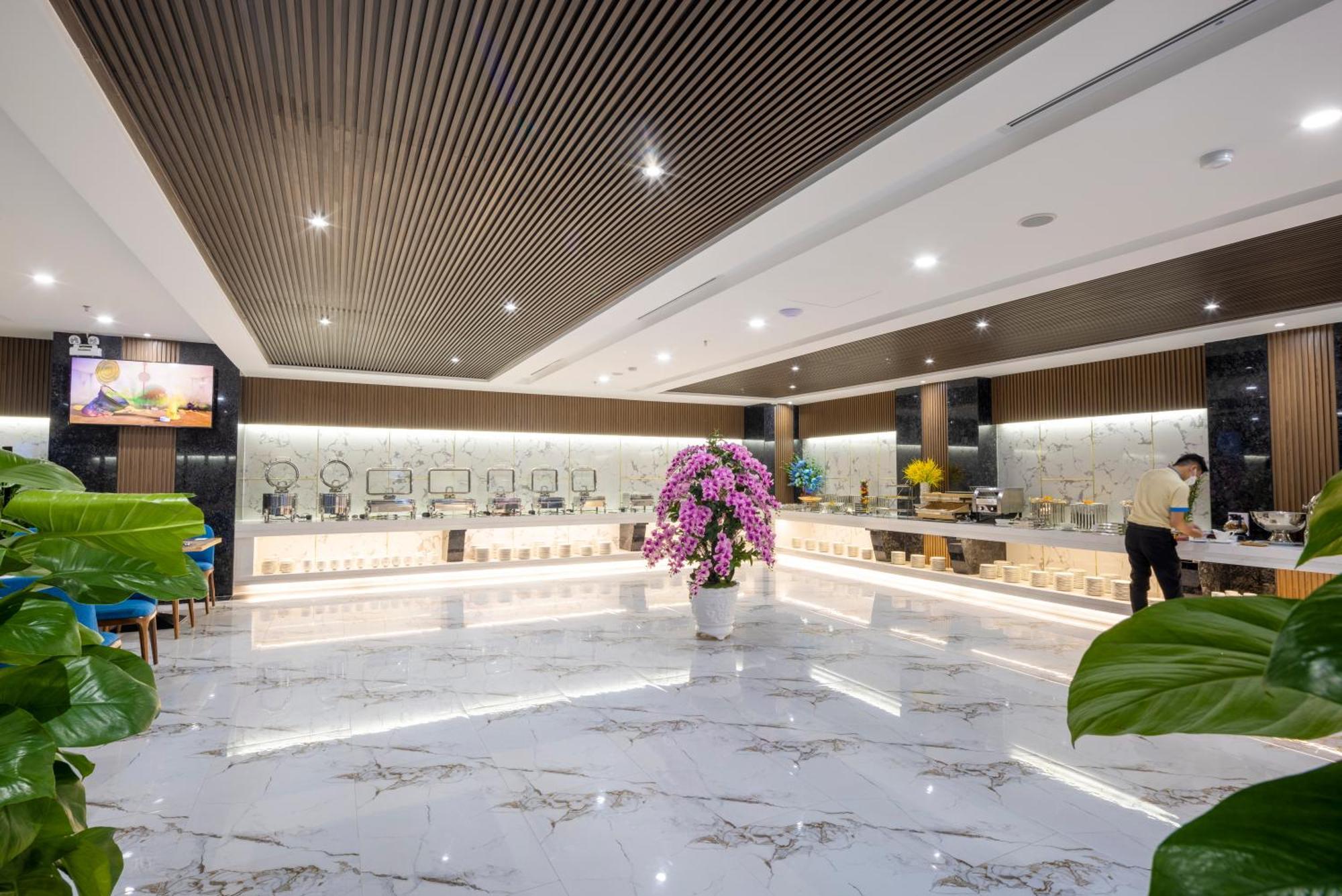 Miracle Luxury Nha Trang Hotel Exterior foto